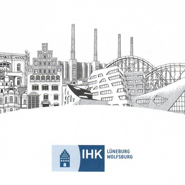 IHK Logo mit verschiedenen Architekturen im Hintergrund